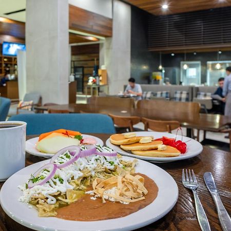 Four Points By Sheraton Monterrey Airport Apodaca Buitenkant foto