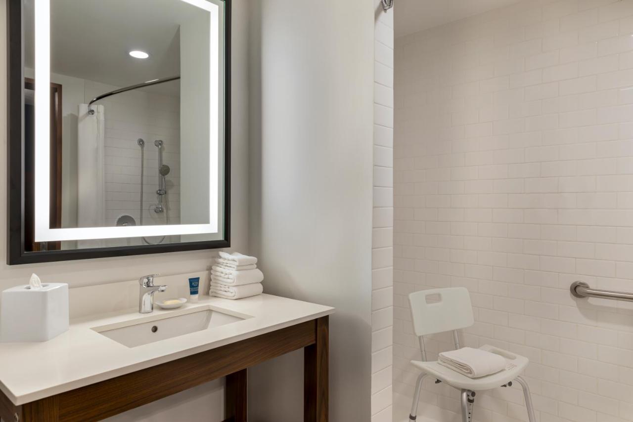 Four Points By Sheraton Monterrey Airport Apodaca Buitenkant foto