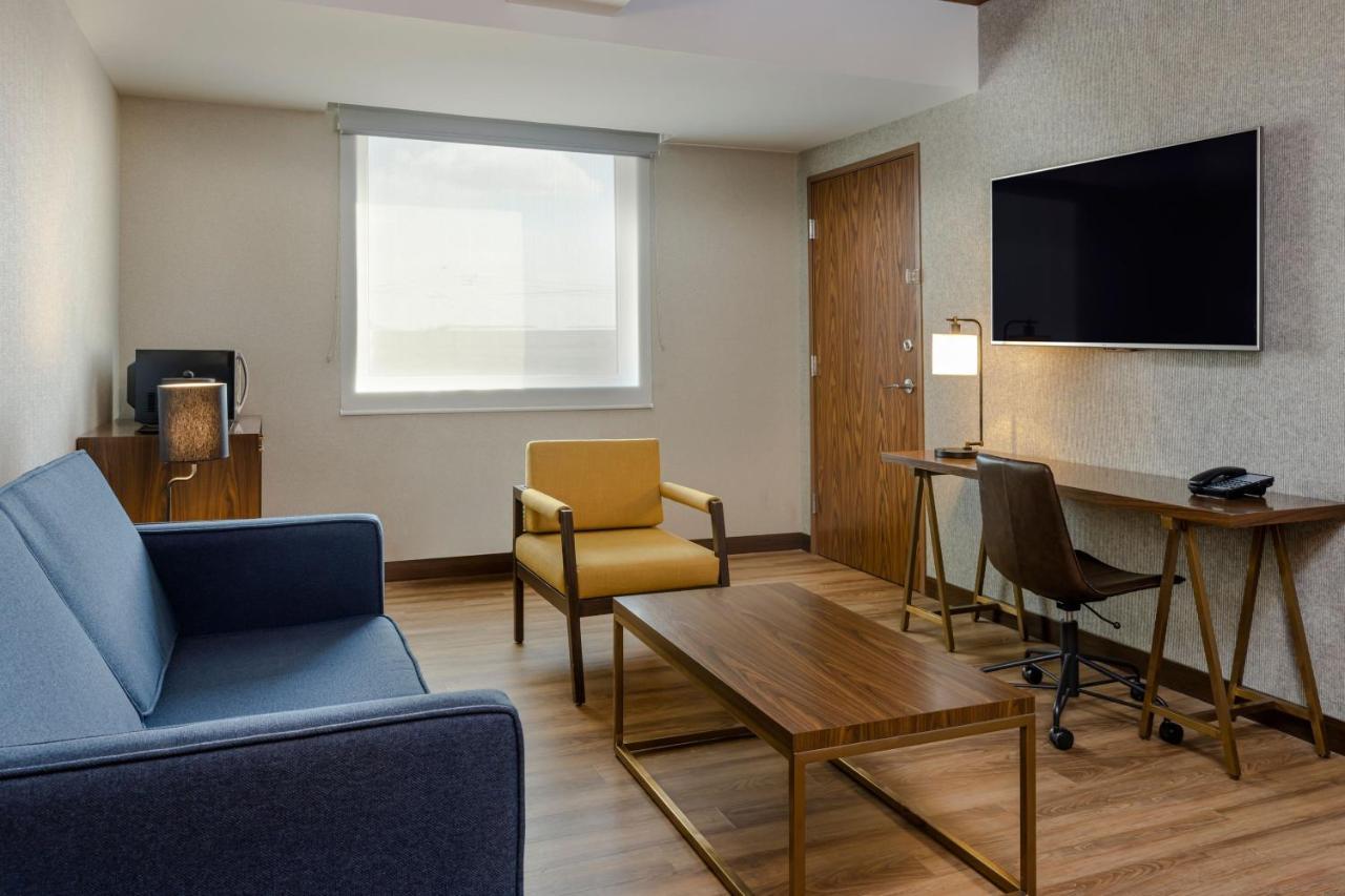 Four Points By Sheraton Monterrey Airport Apodaca Buitenkant foto